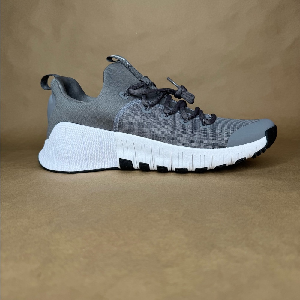 NWBOX Nike Free Metcon 6 TB Size 11.5 Grey HM3754-002 - Picture 7 of 8